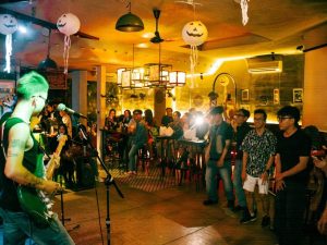 quán cà phê có đàn guitar ở sài gòn